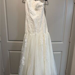 Vera Wang Wedding Dress